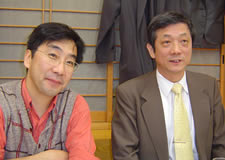 3代目代表の早瀬昇さん（現大阪ボランティア協会事務局長）と山本